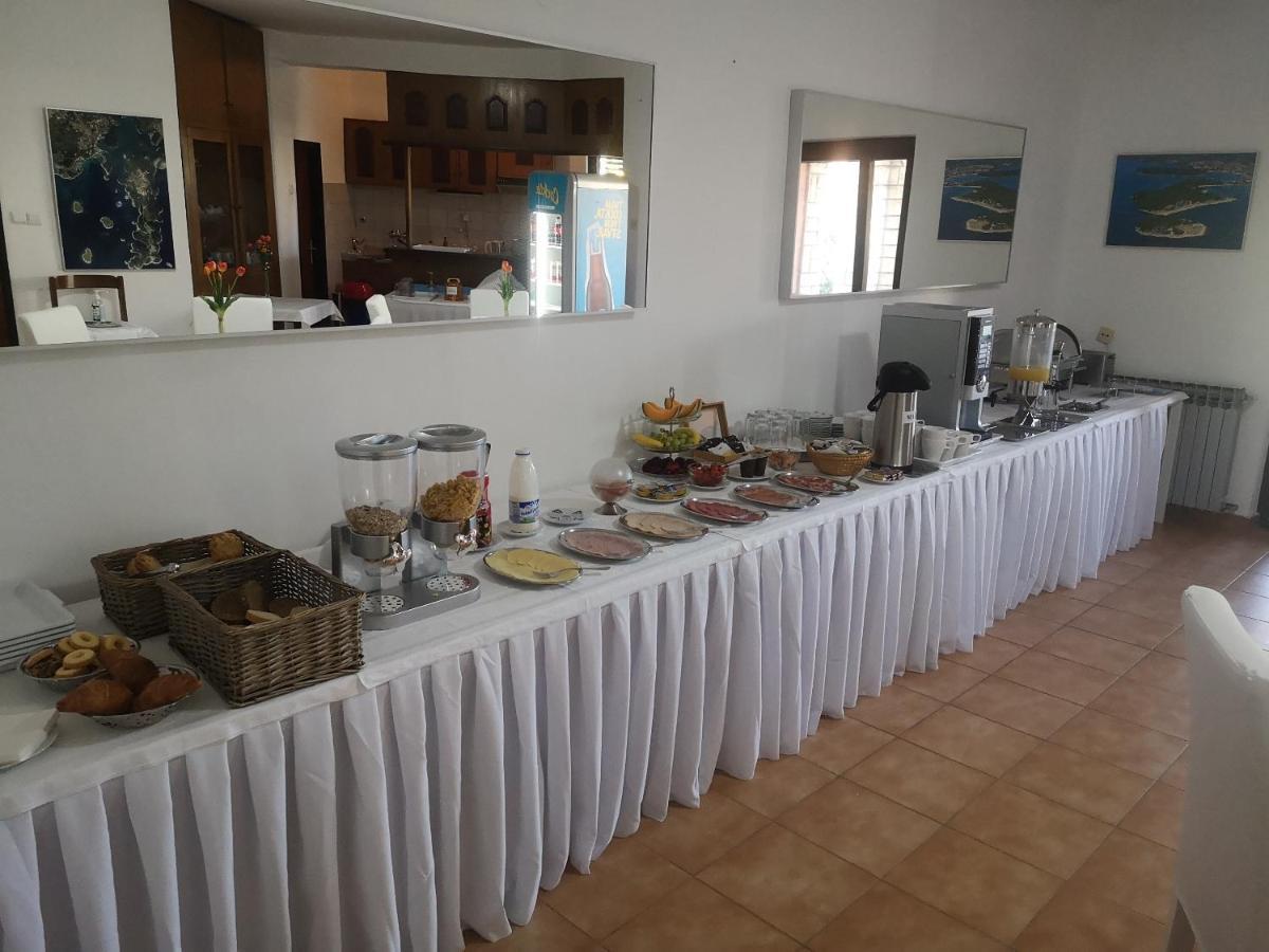 Bed & Breakfast Anita Medulin Ngoại thất bức ảnh