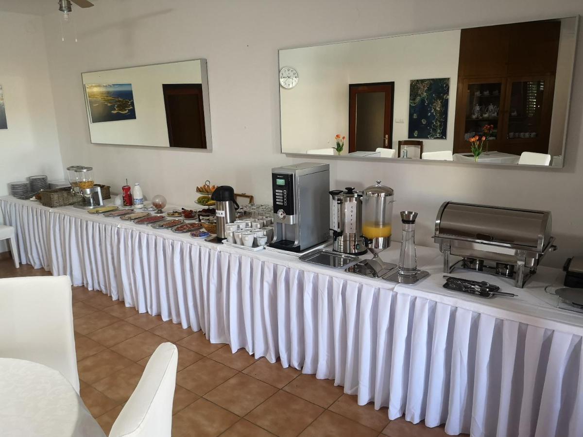 Bed & Breakfast Anita Medulin Ngoại thất bức ảnh