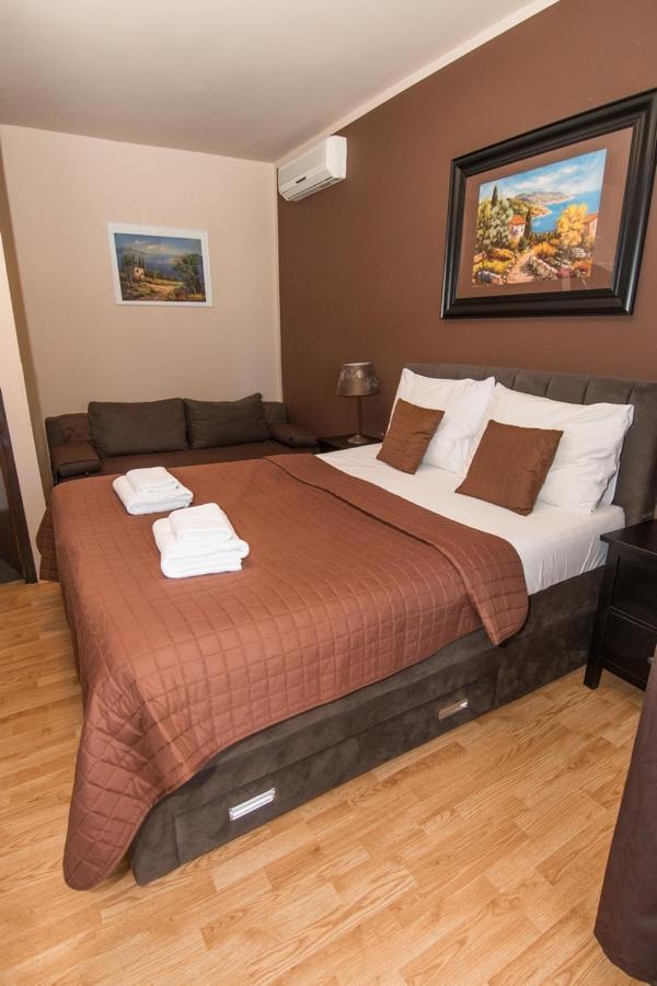 Bed & Breakfast Anita Medulin Ngoại thất bức ảnh