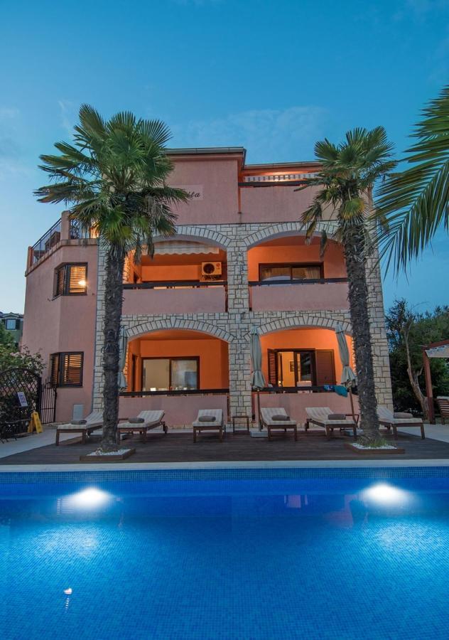 Bed & Breakfast Anita Medulin Ngoại thất bức ảnh