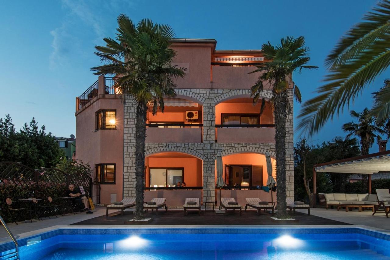 Bed & Breakfast Anita Medulin Ngoại thất bức ảnh