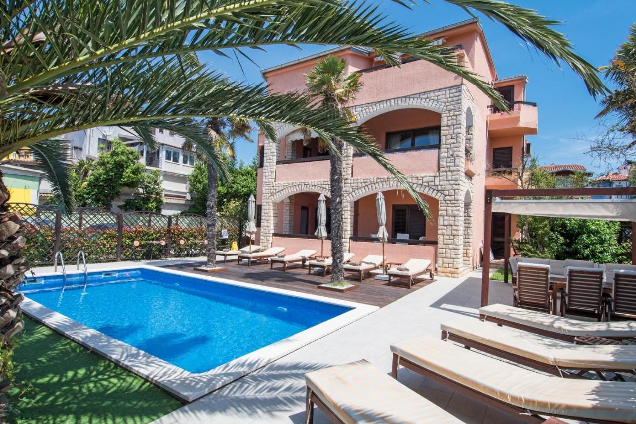 Bed & Breakfast Anita Medulin Ngoại thất bức ảnh